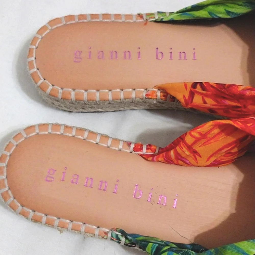 Gianni Bini Summer Beach Espadrille Slides Tropical Print Platform Sandals US 6